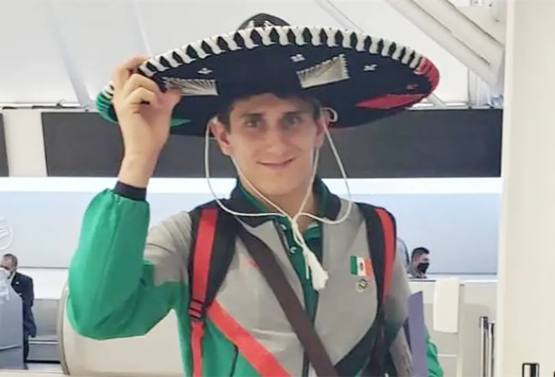 Unos tirando el uniforme y yo hasta duermo con &eacute;l, dice Diego Balleza