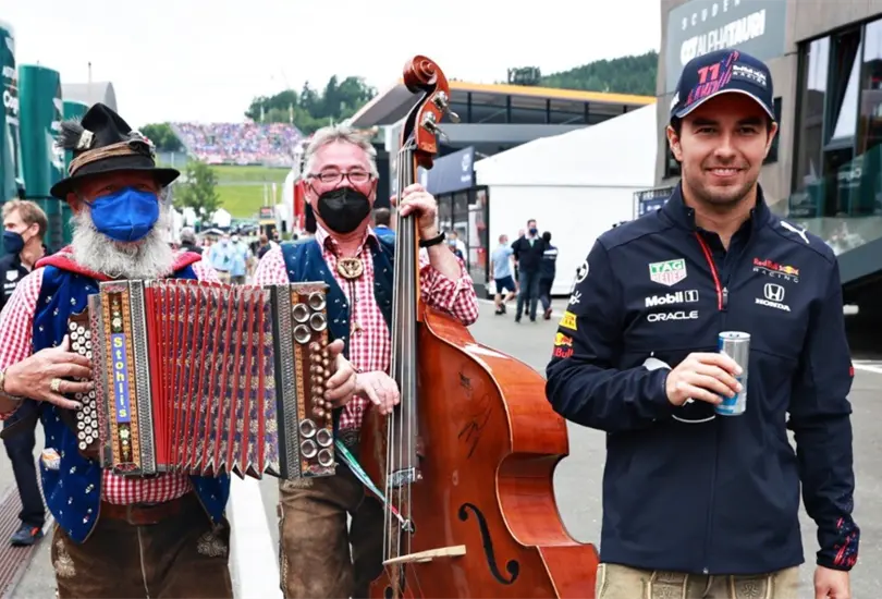 Lando Norris me sacó de la carrera, lo cual no fue justo: Checo Pérez Lando Norris me sacó de la carrera, lo cual no fue justo: Checo Pérez