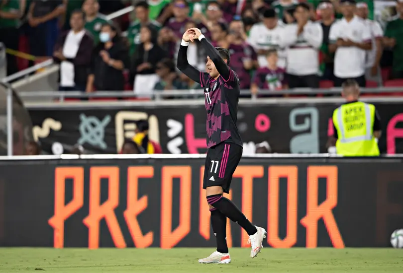 Debut de Funes Mori con el Tri hizo eco en Argentina Debut de Funes Mori con el Tri hizo eco en Argentina