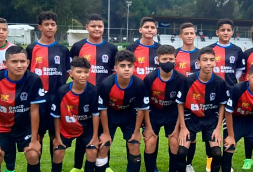 Olimpia de Honduras golea 10-0 al Am&eacute;rica en torneo sub-15