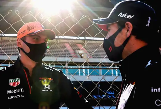 Verstappen confiesa lo que más le gusta y que ha aprendido de Checo Pérez