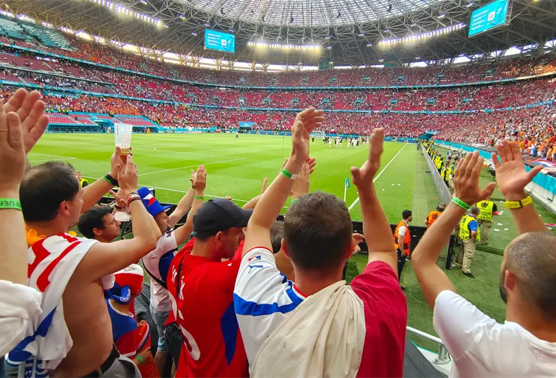 &iquest;Convenci&oacute; a la UEFA la Eurocopa con multisede?