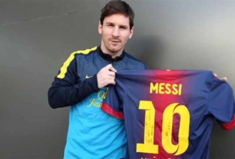 El Allianz Arena guarda una playera de Messi gracias a Gerd Müller El Allianz Arena guarda una playera de Messi gracias a Gerd Müller