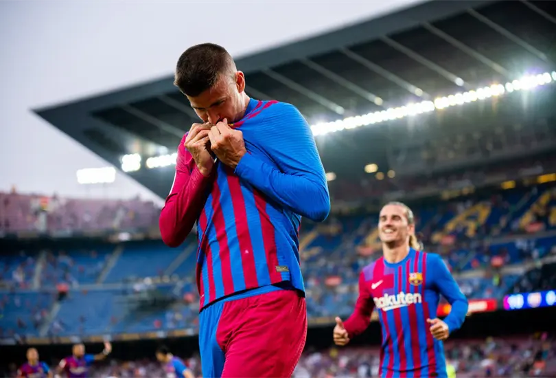 El Barcelona sufre de m&aacute;s, pero gana su primer partido en la era post Messi