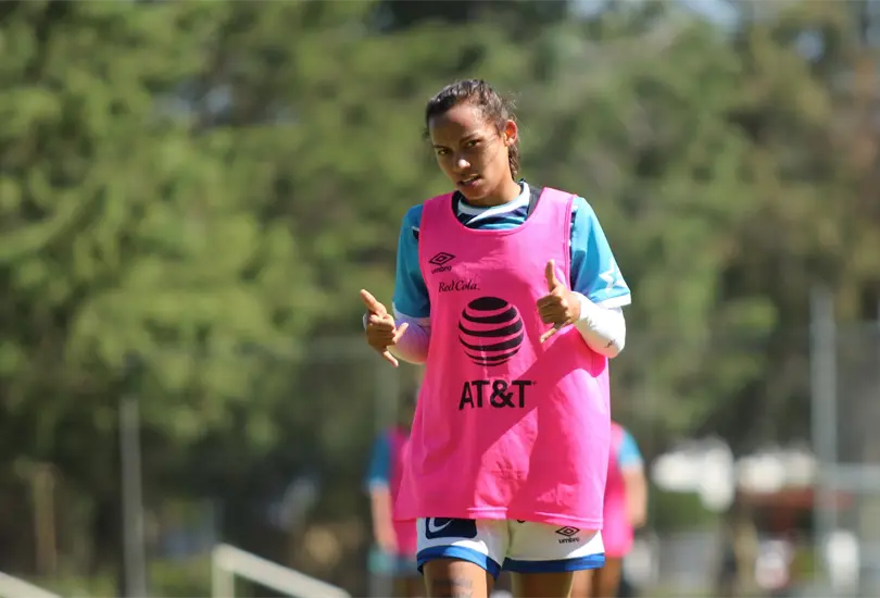 Veronica Martins anota doblete en su debut con Puebla tras sufrir un martirio en Guatemala Veronica Martins anota doblete en su debut con Puebla tras sufrir un martirio en Guatemala