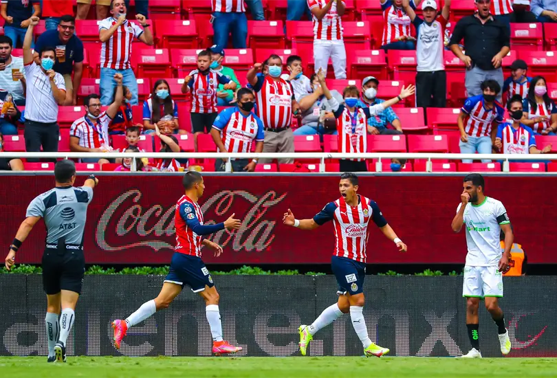 Chivas anuncia que podrán verse sus partidos en varios países y fans se quejan Chivas anuncia que podrán verse sus partidos en varios países y fans se quejan