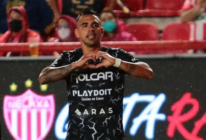 &iexcl;Con puro golazo! Necaxa golea a Pumas y lo manda al fondo de la tabla