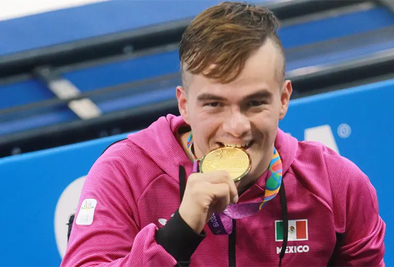 Gustavo S&aacute;nchez, el nadador paral&iacute;mpico que sorprendi&oacute; a M&eacute;xico