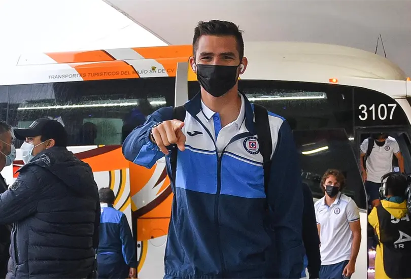 Jurado y las fallas de San Luis evitan la derrota de Cruz Azul