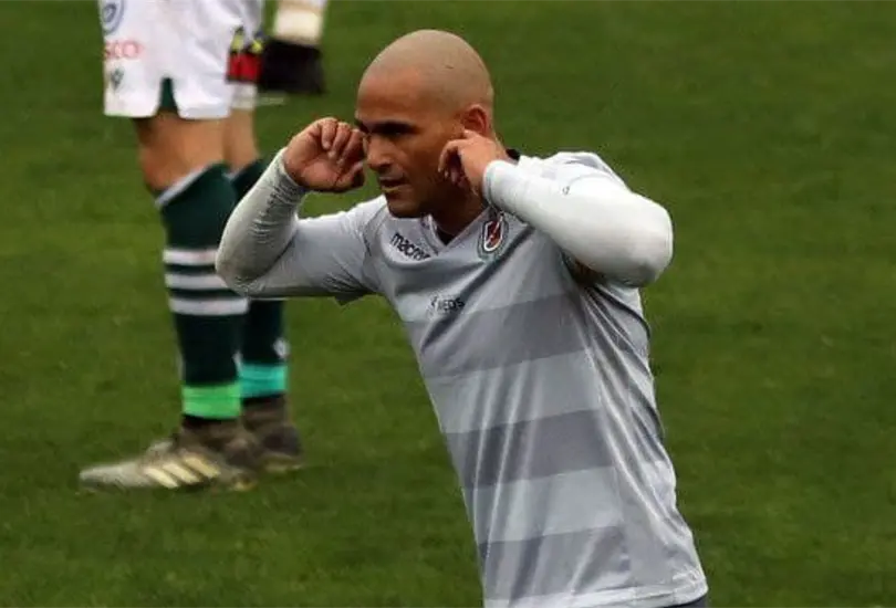 Chupete Suazo regresaría a jugar a Monterrey Chupete Suazo regresaría a jugar a Monterrey