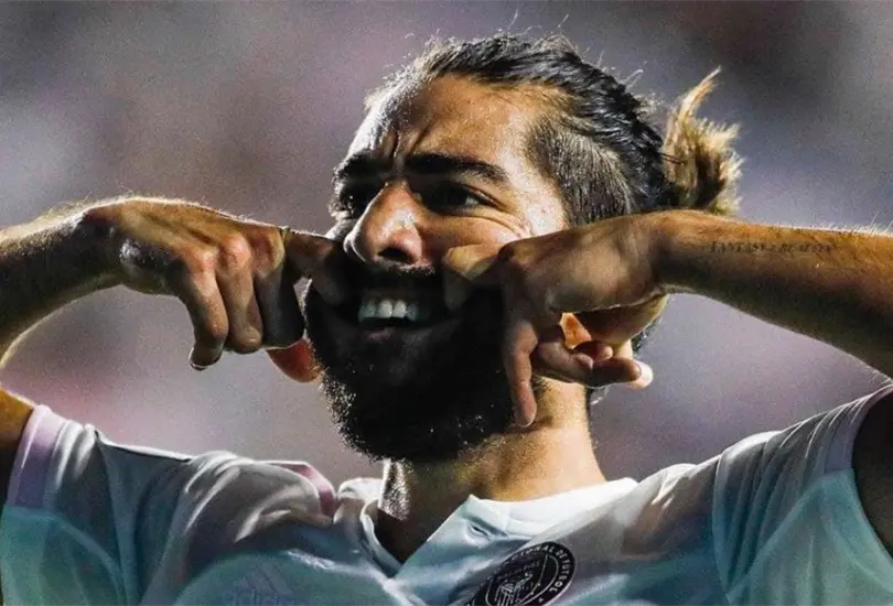 Rodolfo Pizarro sobre Chivas: ser&iacute;a especial regresar, el cari&ntilde;o es mutuo