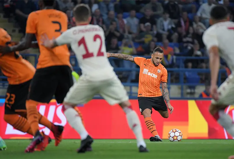 Autogolazo del Mónaco le da al Shakhtar el pase a la fase de grupos de la Champions Autogolazo del Mónaco le da al Shakhtar el pase a la fase de grupos de la Champions