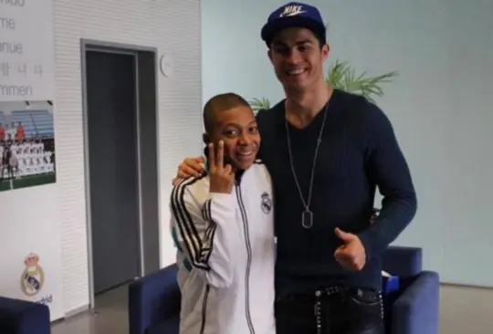 La historia detrás de la primera foto entre Cristiano y Mbappé