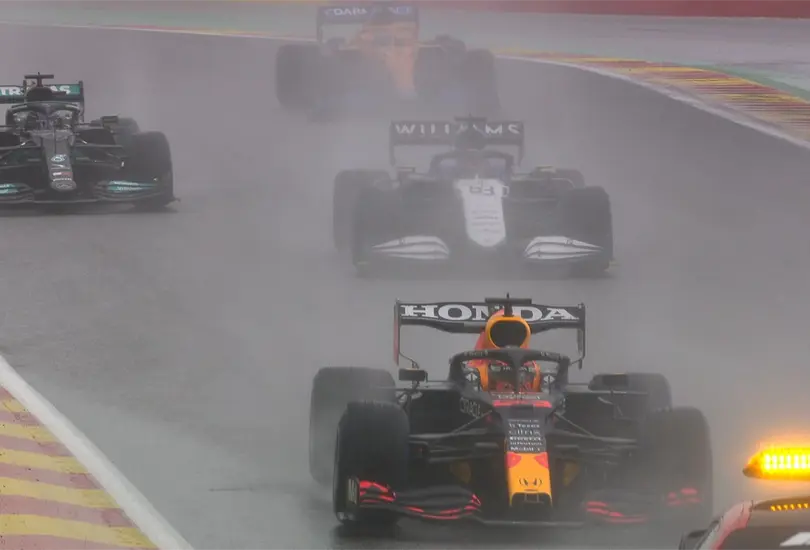 GP de Bélgica 2021 y otras carreras de F1 que terminaron de manera repentina GP de Bélgica 2021 y otras carreras de F1 que terminaron de manera repentina
