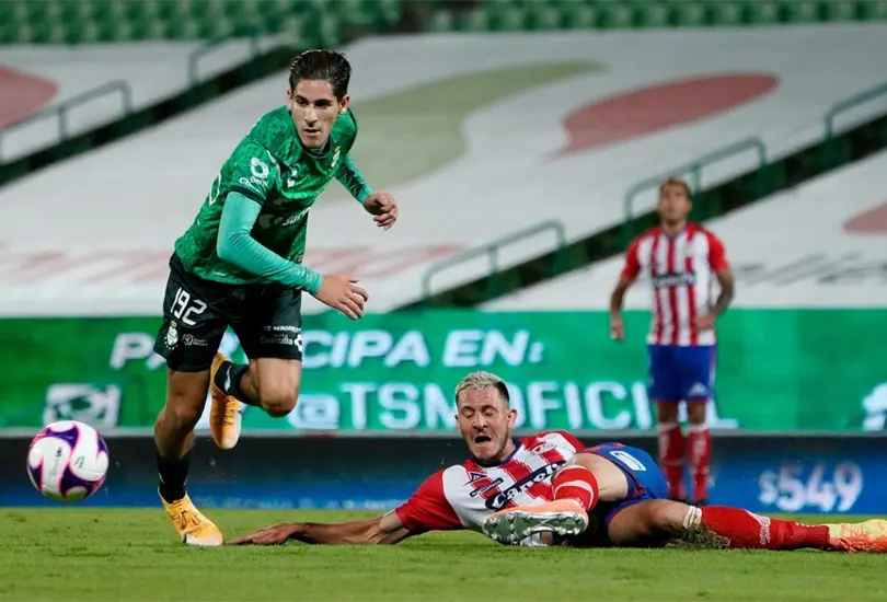 Santiago Mu&ntilde;oz, nuevo jugador del Newcastle; llega a pr&eacute;stamo 