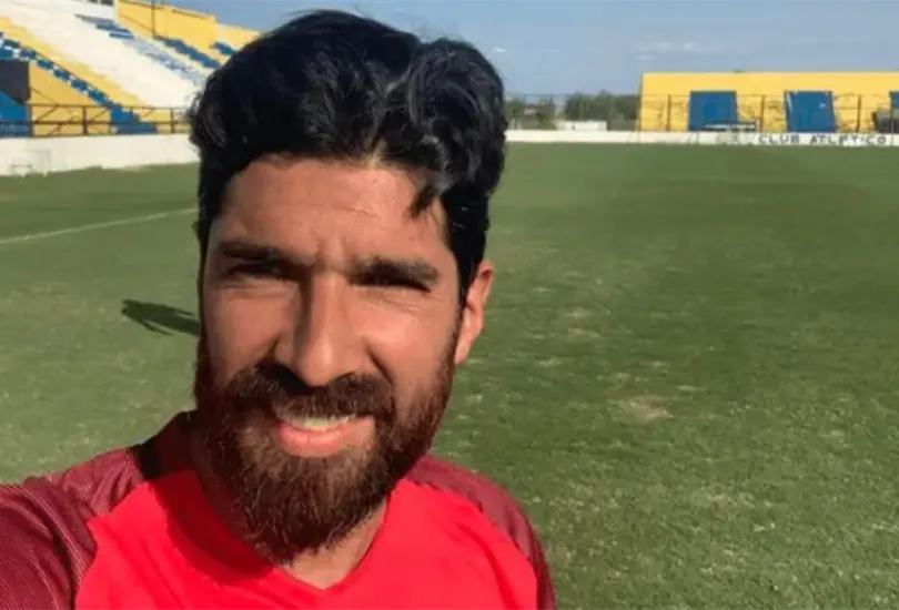 Loco Abreu regresa del retiro y jugará con su equipo número 32 Loco Abreu regresa del retiro y jugará con su equipo número 32