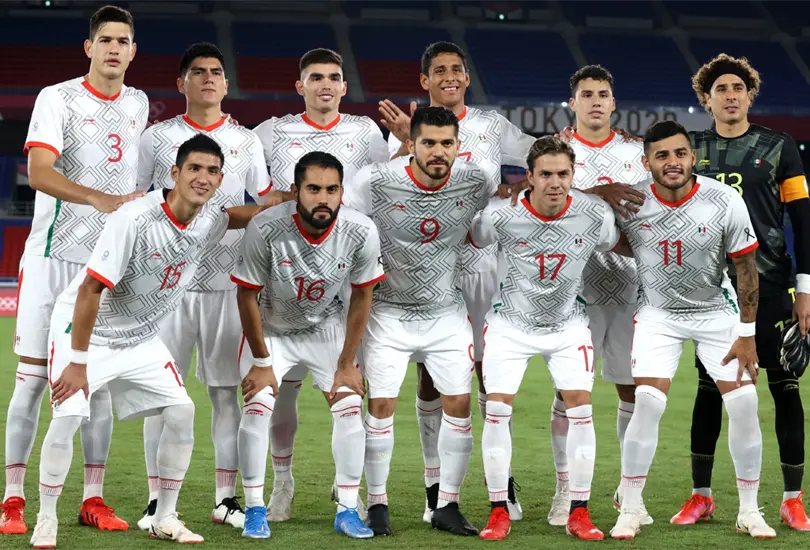 Que los jugadores del Tri Ol&iacute;mpico salgan a Europa, pide Carlos Vela