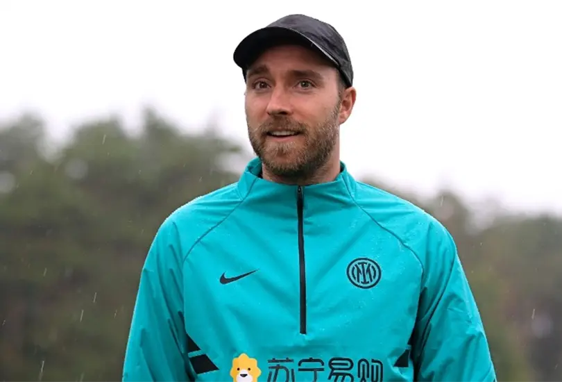 Eriksen regresa a entrenamientos del Inter y es recibido como héroe Eriksen regresa a entrenamientos del Inter y es recibido como héroe