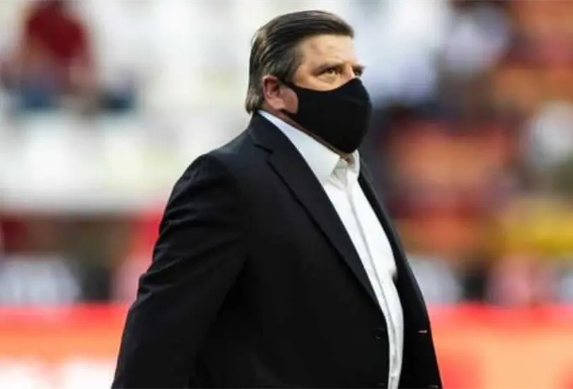 El #FueraPiojo se hace presente en el empate de Tigres ante Santos