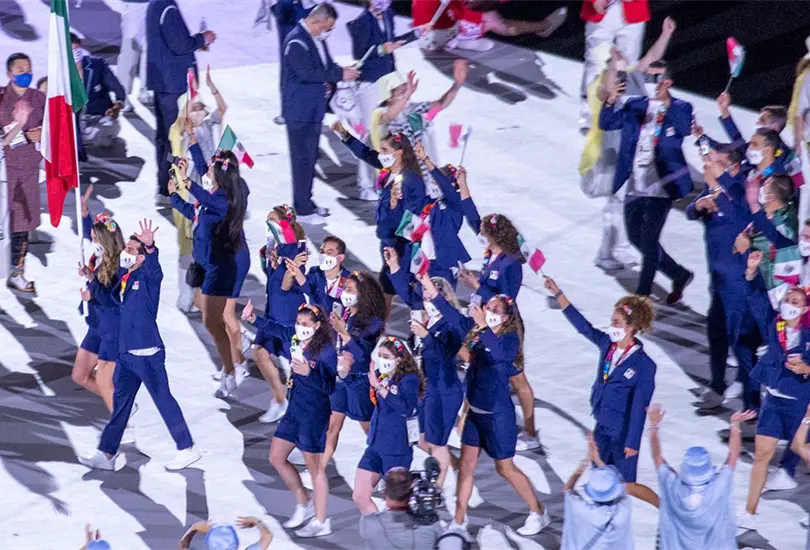 &iquest;Qu&eacute; pa&iacute;ses llevaron menos deportistas que M&eacute;xico y ganaron m&aacute;s medallas?