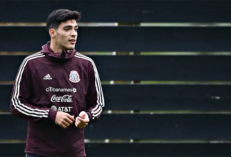 FIFA castigaría a Wolves tras negarle a Raúl Jiménez acudir con el Tri FIFA castigaría a Wolves tras negarle a Raúl Jiménez acudir con el Tri