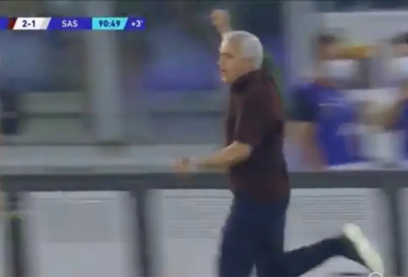 El efusivo festejo de Jos&eacute; Mourinho en su partido 1000 como entrenador