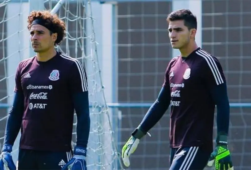 Sebastián Jurado revela las diferencias que hay entre Memo Ochoa y Chuy Corona Sebastián Jurado revela las diferencias que hay entre Memo Ochoa y Chuy Corona