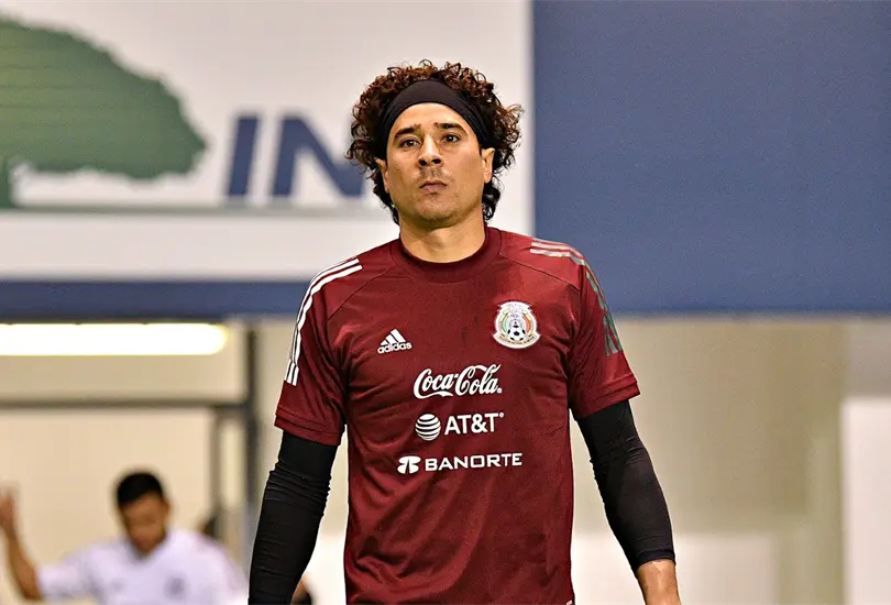 Los negocios en los que ha decidido invertir Guillermo Ochoa Los negocios en los que ha decidido invertir Guillermo Ochoa