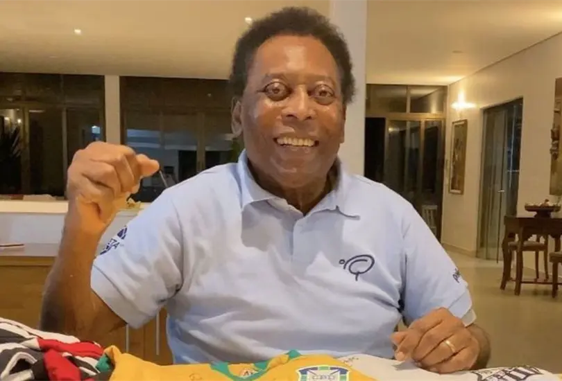 Cada d&iacute;a estoy mejor, dice Pel&eacute; tras su operaci&oacute;n