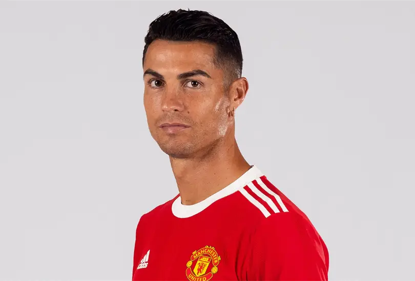 Manchester United presenta el dorsal que usar&aacute; Cristiano Ronaldo en la 2021-22