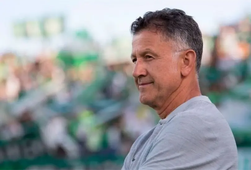 La afici&oacute;n pide a Juan Carlos Osorio pese al triunfo de M&eacute;xico ante Jamaica