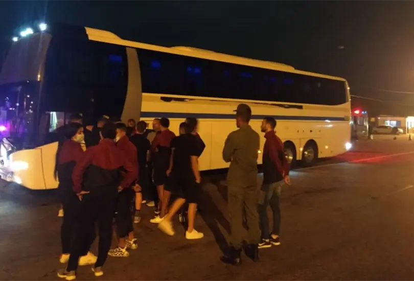 Disparan contra autob&uacute;s de un equipo de futbol en un intento de robo