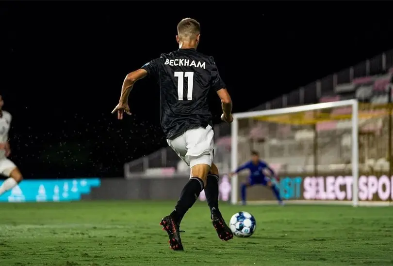 David Beckham pide que se le exija al m&aacute;ximo a su hijo en las inferiores del Miami