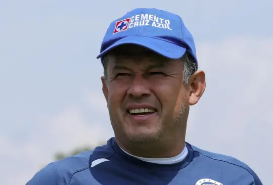 Auxiliar de Reynoso explica el motivo por el que Cruz Azul los contrató