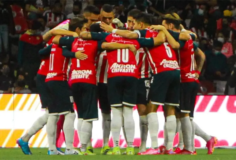 Luis Olivas asegura que Michel Lea&ntilde;o cambi&oacute; la mentalidad de Chivas
