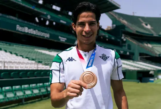 Lainez dice lo que piensa sobre que La Volpe lo compare con Lionel Messi