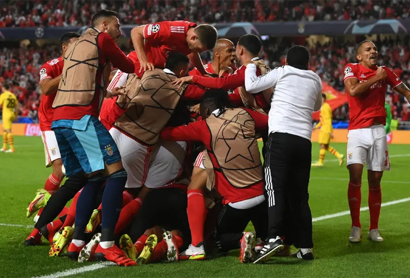 Barcelona es goleado por el Benfica y sigue sin rematar a puerta en la Champions