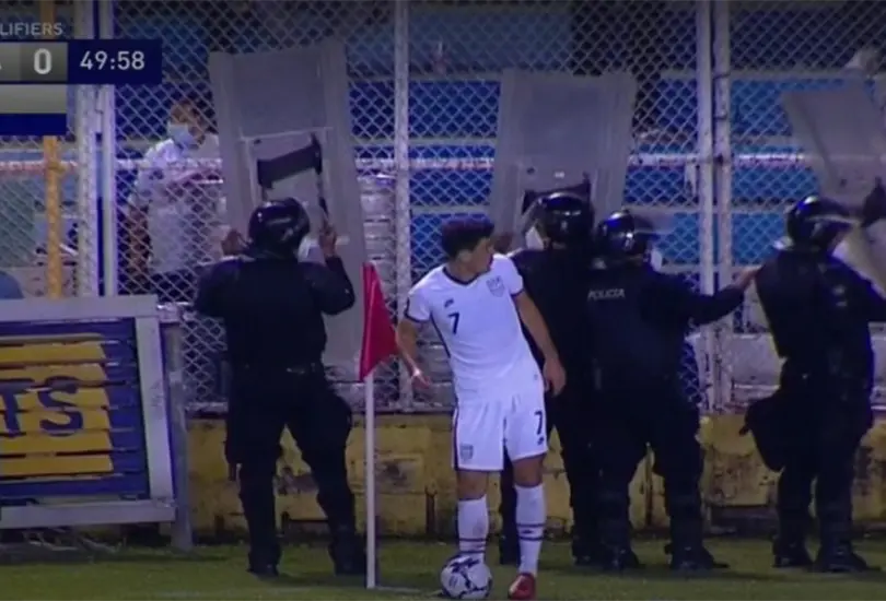 Estas son peleas de perros, as&iacute; describe el entrenador de EU las eliminatorias de Concacaf