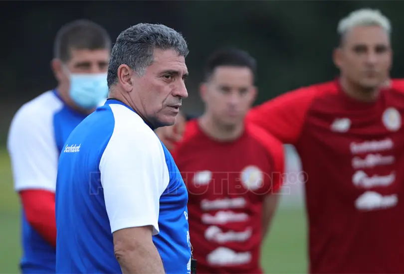 M&eacute;xico es un gigante entre enanos; asegura t&eacute;cnico de Costa Rica