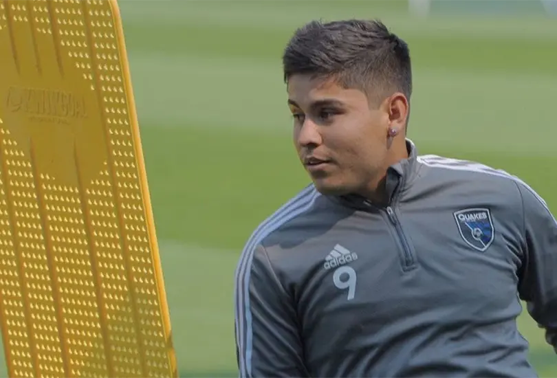 Sus hermanos futbolistas y casi renunciar por la inseguridad; la historia de la Chofis L&oacute;pez