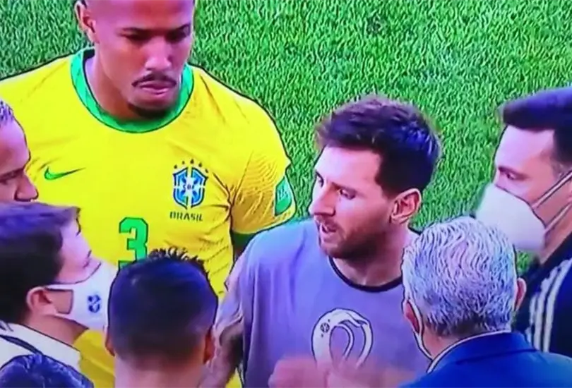 La discusi&oacute;n de Lionel Messi y Scaloni con las autoridades brasile&ntilde;as 