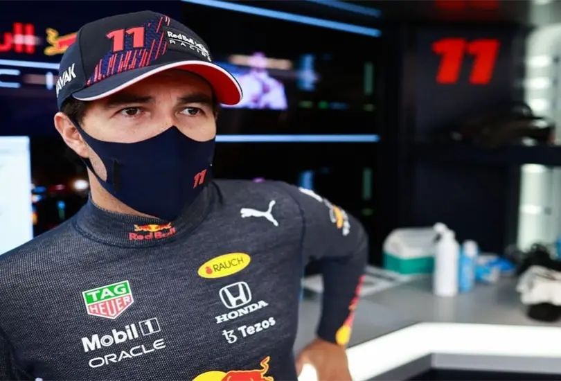 Director de F1 est&aacute; en desacuerdo con que Checo fuera designado Piloto del D&iacute;a