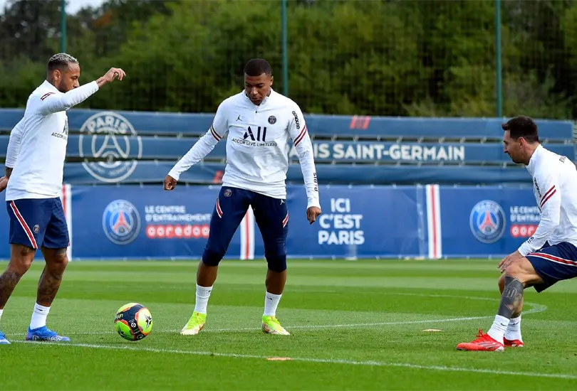 Ronaldo advierte al PSG: Ganar nunca es f&aacute;cil, incluso si tienes a los mejores