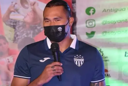 Gullit Peña asegura que aportará compromiso y responsabilidad al Antigua GFC