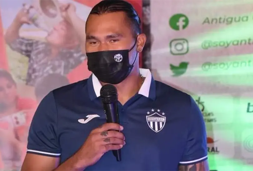 Gullit Pe&ntilde;a asegura que aportar&aacute; compromiso y responsabilidad al Antigua GFC