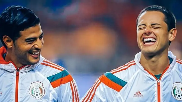 Futbolistas expulsados de su selección por invitar mujeres a la concentración Futbolistas expulsados de su selección por invitar mujeres a la concentración