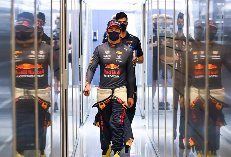 Checo explica cu&aacute;l es la estrategia en Monza para pelear por el podio