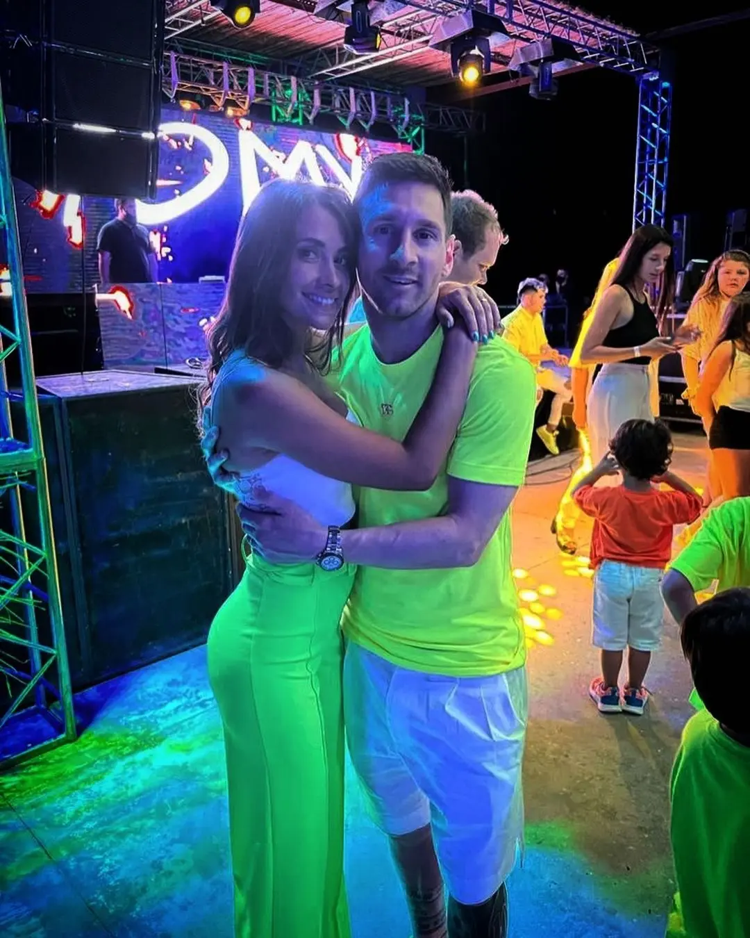 Lionel Messi y su esposa, Antonela Rocuzzo, compartieron cómo disfrutaron las fiestas decembrinas. (Instagram @leomessi)