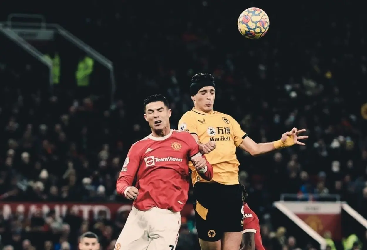 Raúl Jiménez tuvo una buena actuación, pero tuvo muy pocas oportunidades para anotar. Foto: Instagram @Wolves