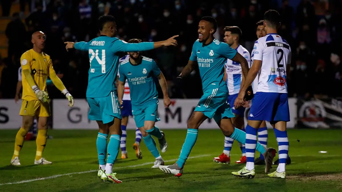 Éder Militao celebra su gol - @realmadrid